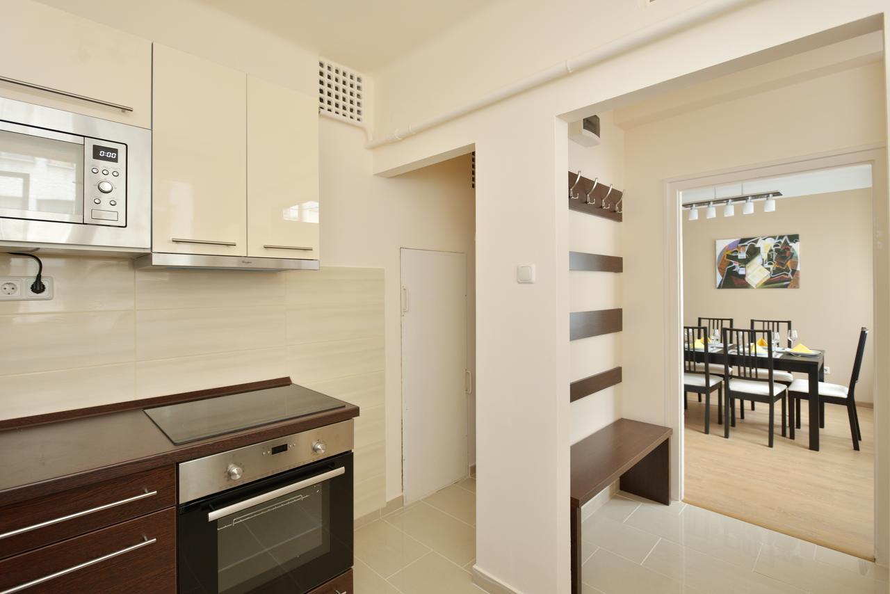 Deak Apartment بودابست المظهر الخارجي الصورة
